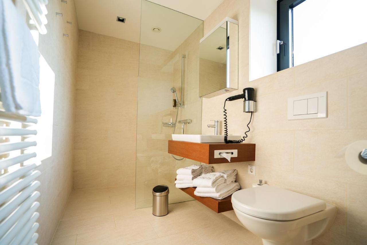 Appartementhaus Karawankenhof Villach Ngoại thất bức ảnh